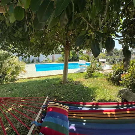 Villalinda Con Piscina